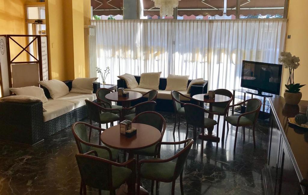 Hotel Select Sant'Ilario d'Enza Exterior photo